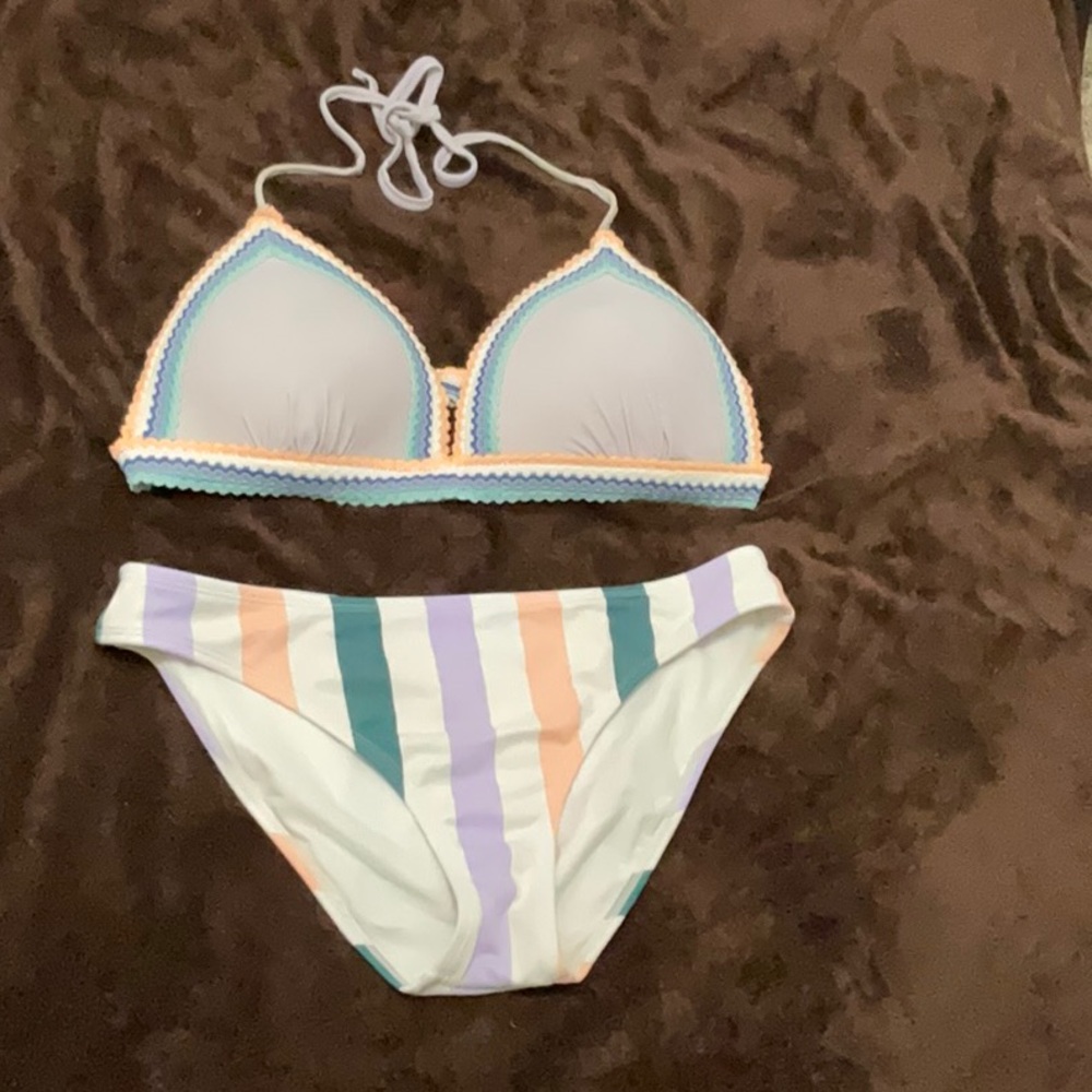 Hula Honey Padded Lavender Bikini Set with halter tie and back hook closure, XL